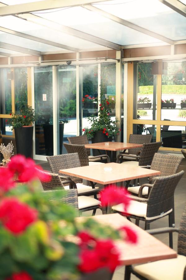 Hotel Dream Trnava Exterior photo