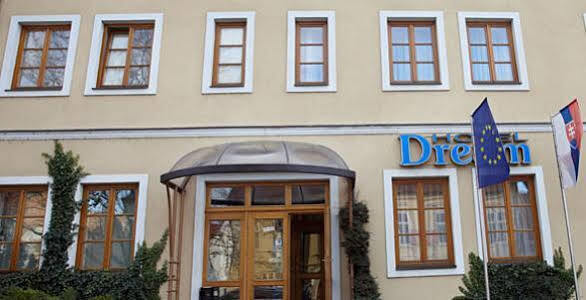 Hotel Dream Trnava Exterior photo